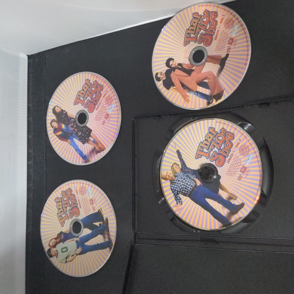 That 70 show the complete first season - Picture 3 of 3